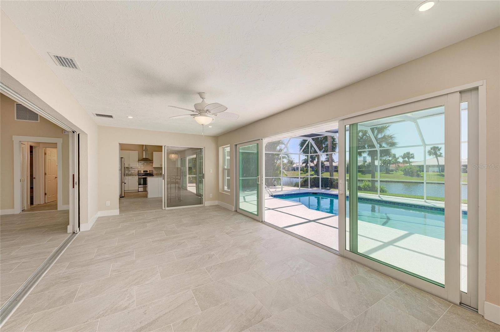 Single Family Residence at 1679 VALLEY DR, VENICE, photo 26 of 82