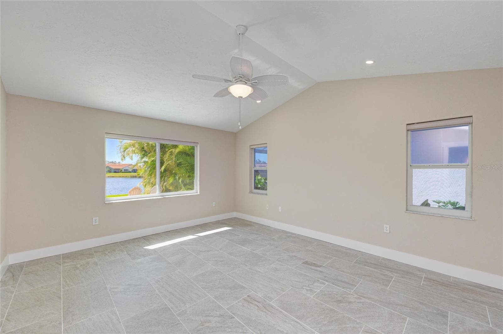 Single Family Residence at 1679 VALLEY DR, VENICE, photo 40 of 82
