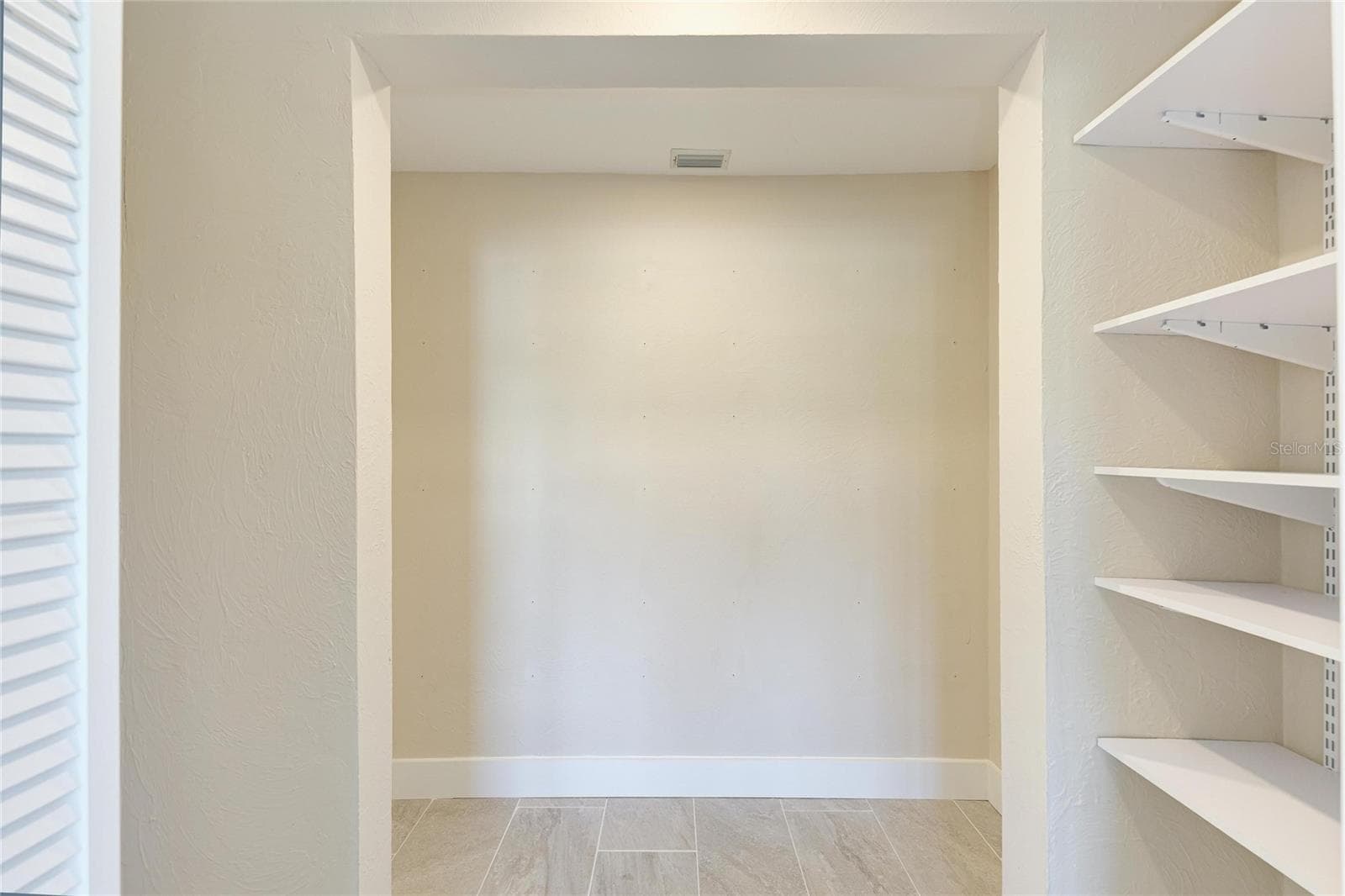 Single Family Residence at 1679 VALLEY DR, VENICE, photo 50 of 82
