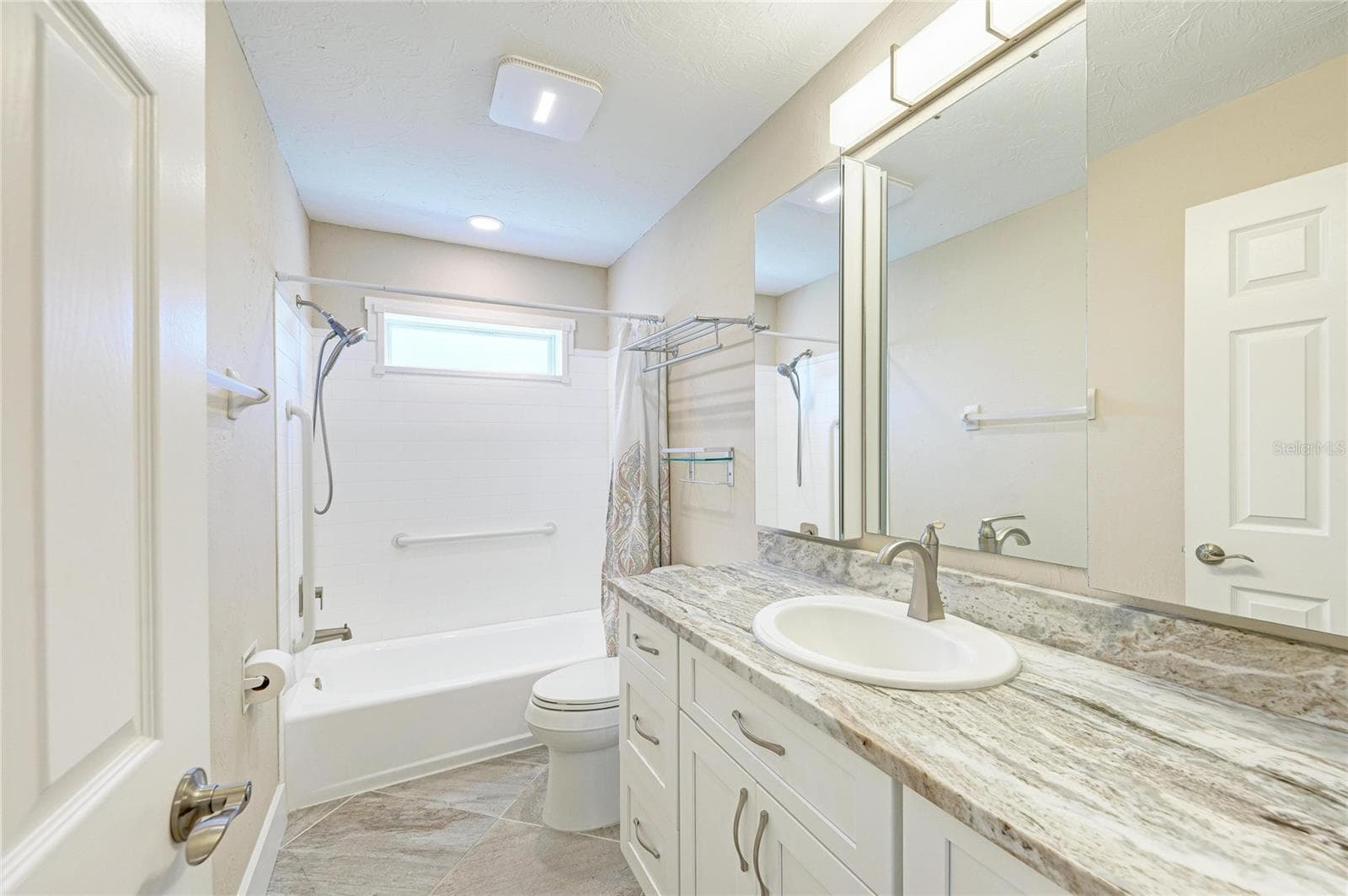 Single Family Residence at 1679 VALLEY DR, VENICE, photo 52 of 82