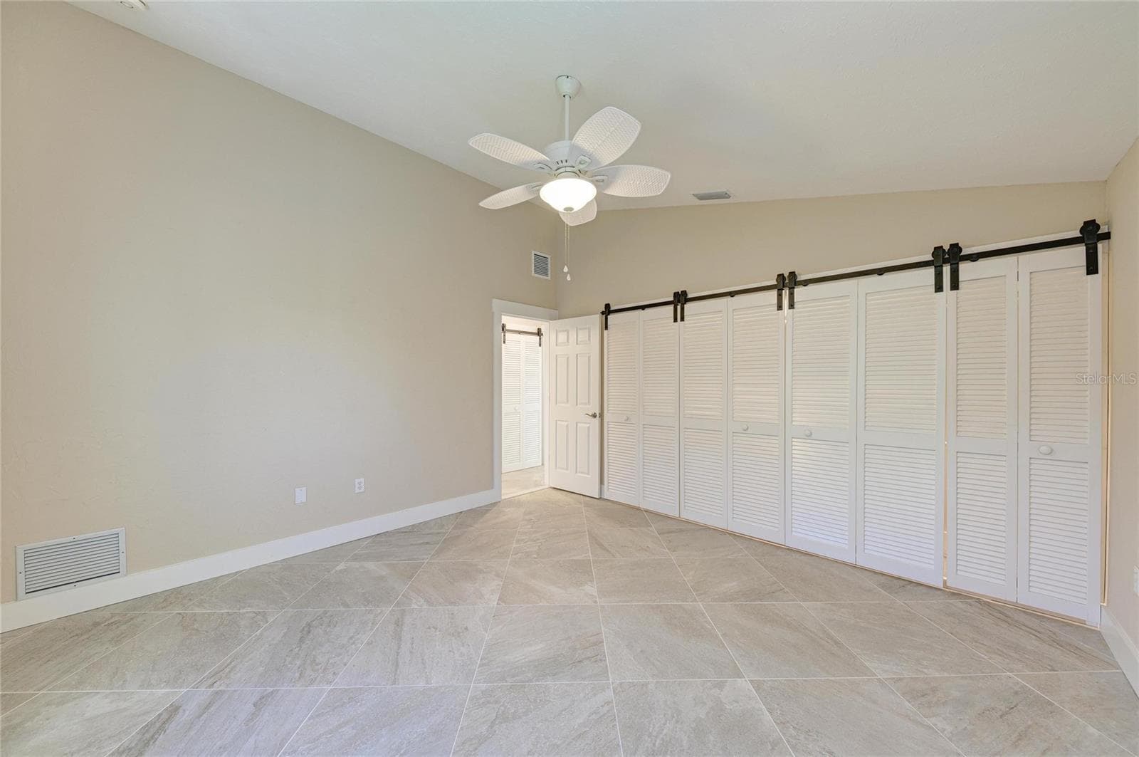 Single Family Residence at 1679 VALLEY DR, VENICE, photo 55 of 82