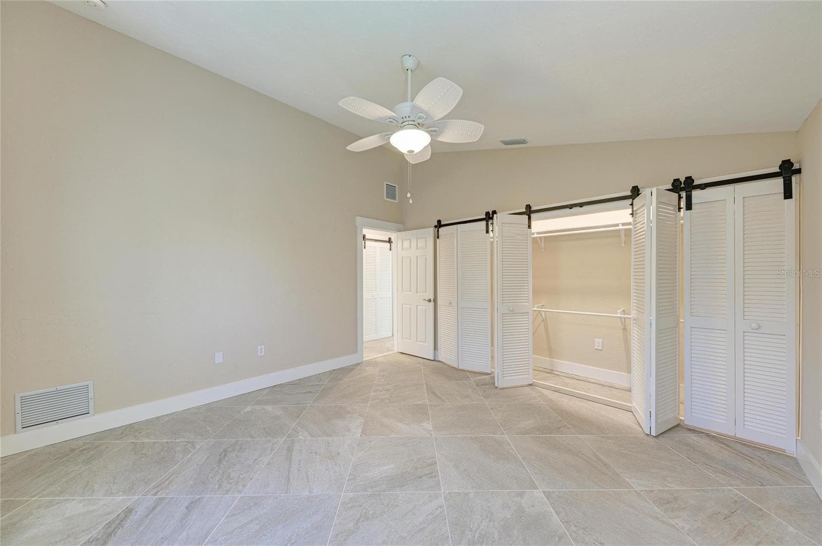 Single Family Residence at 1679 VALLEY DR, VENICE, photo 56 of 82