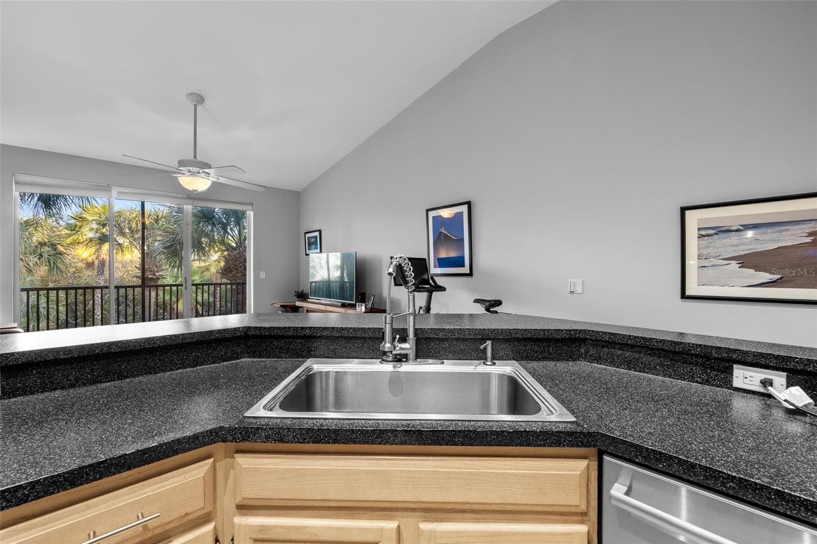 Condominium at 1037 NORMANDY TRACE RD, TAMPA, photo 16 of 74