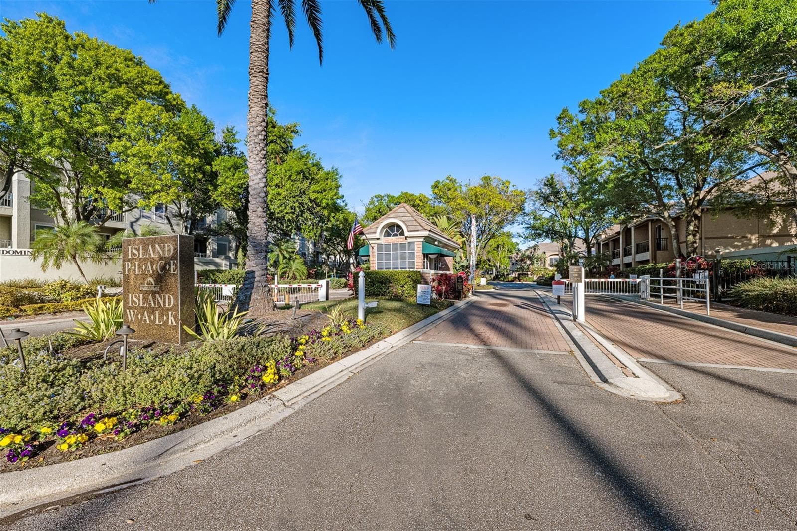 Condominium at 1037 NORMANDY TRACE RD, TAMPA, photo 56 of 74