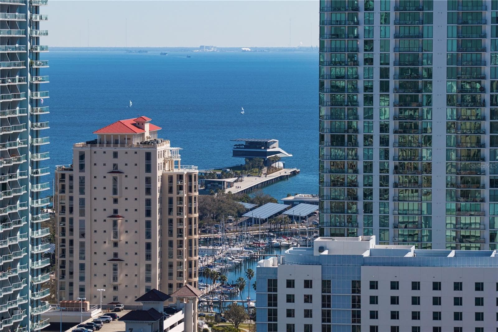 Condominium at 400 CENTRAL AVE #2806, ST PETERSBURG, photo 7 of 96