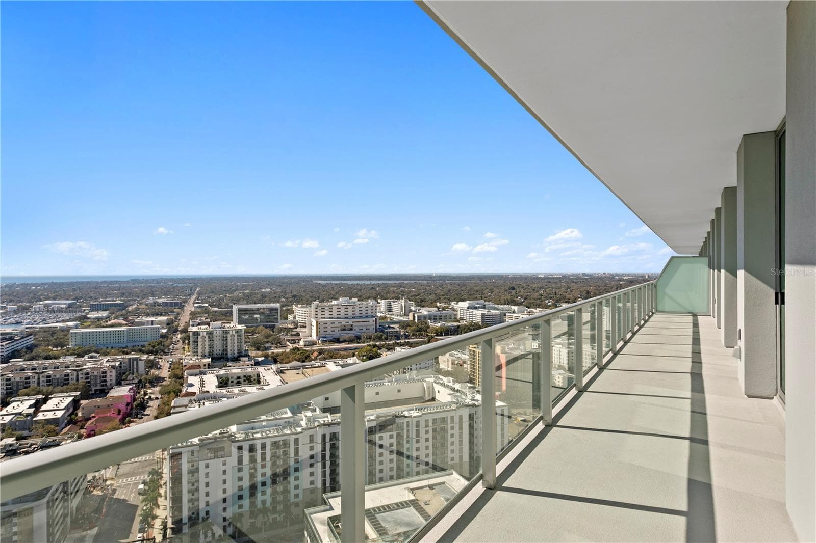 Condominium at 400 CENTRAL AVE #2806, ST PETERSBURG, photo 10 of 96