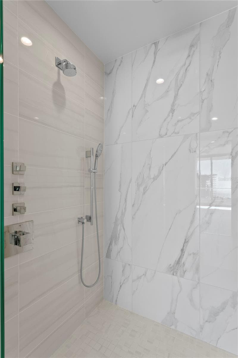 Primary Bathroom - 400 CENTRAL AVE #2806, ST PETERSBURG