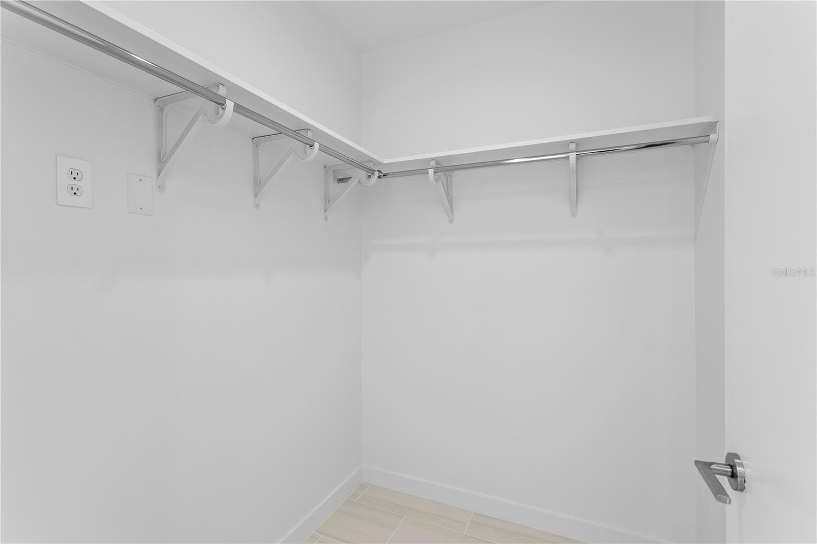 Bedroom 3 Walk in Closet - 400 CENTRAL AVE #2806, ST PETERSBURG
