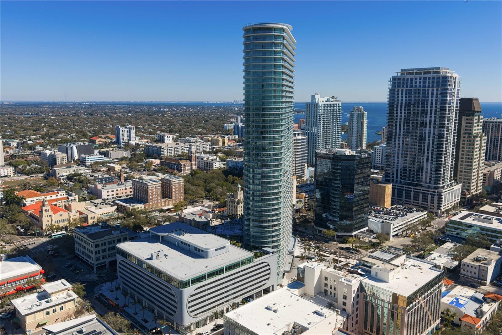 Condominium at 400 CENTRAL AVE #2806, ST PETERSBURG, photo 55 of 96