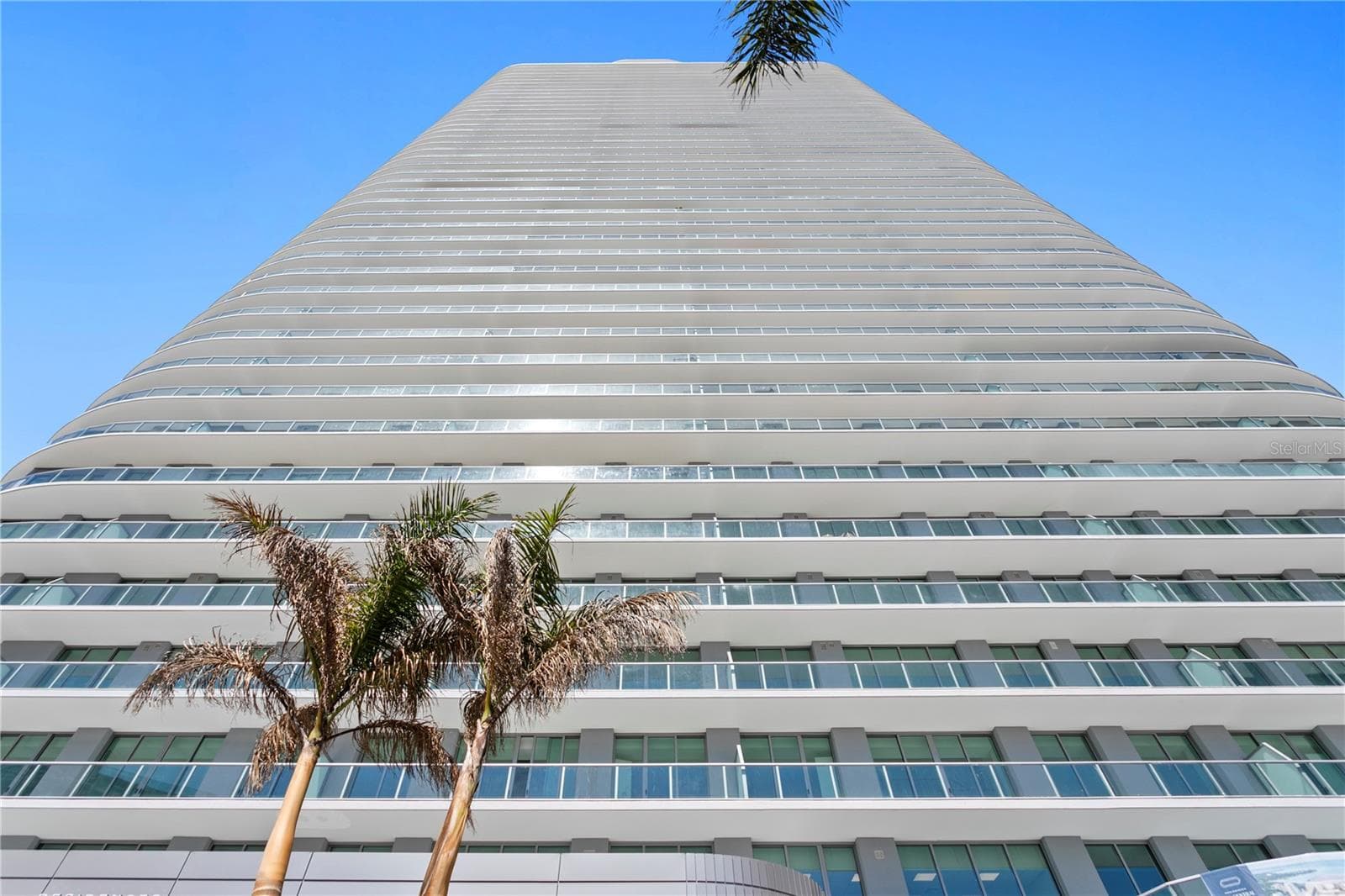 Condominium at 400 CENTRAL AVE #2806, ST PETERSBURG, photo 57 of 96