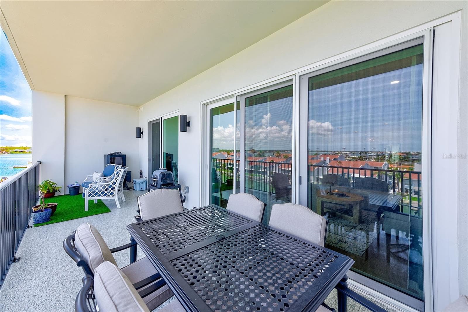 Morning coffee or evening sunsets. - 400 150TH AVE #504, MADEIRA BEACH