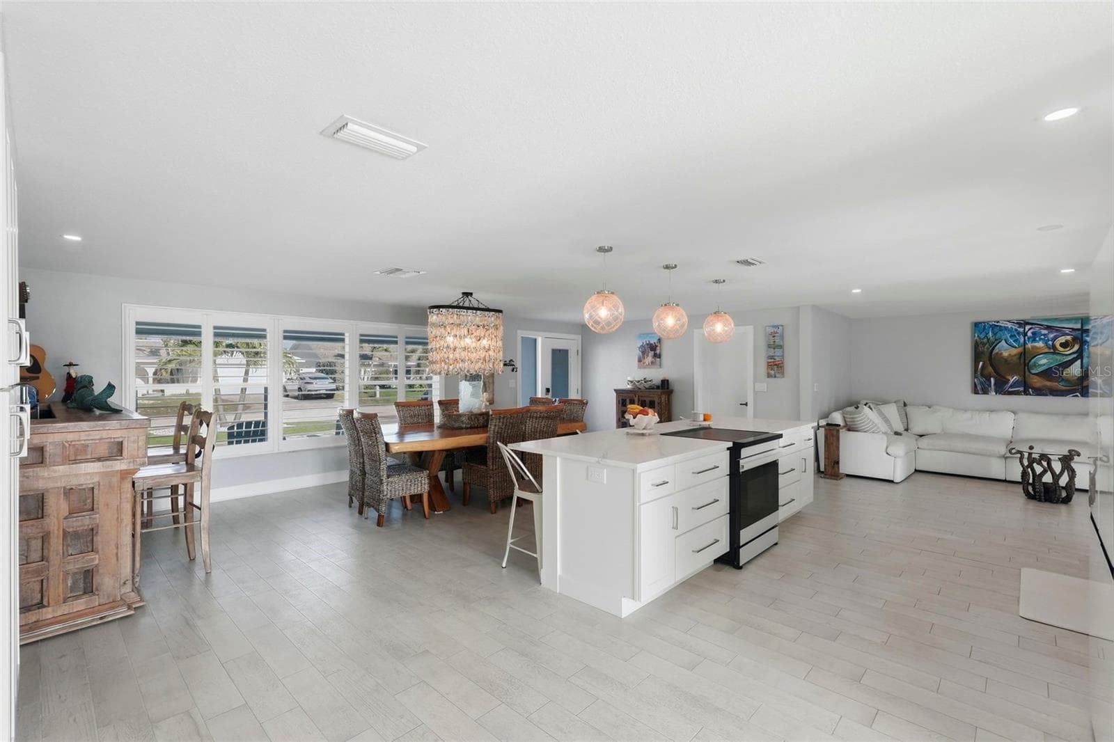 Single Family Residence at 6420 3RD PALM PT, ST PETE BEACH, photo 11 of 53