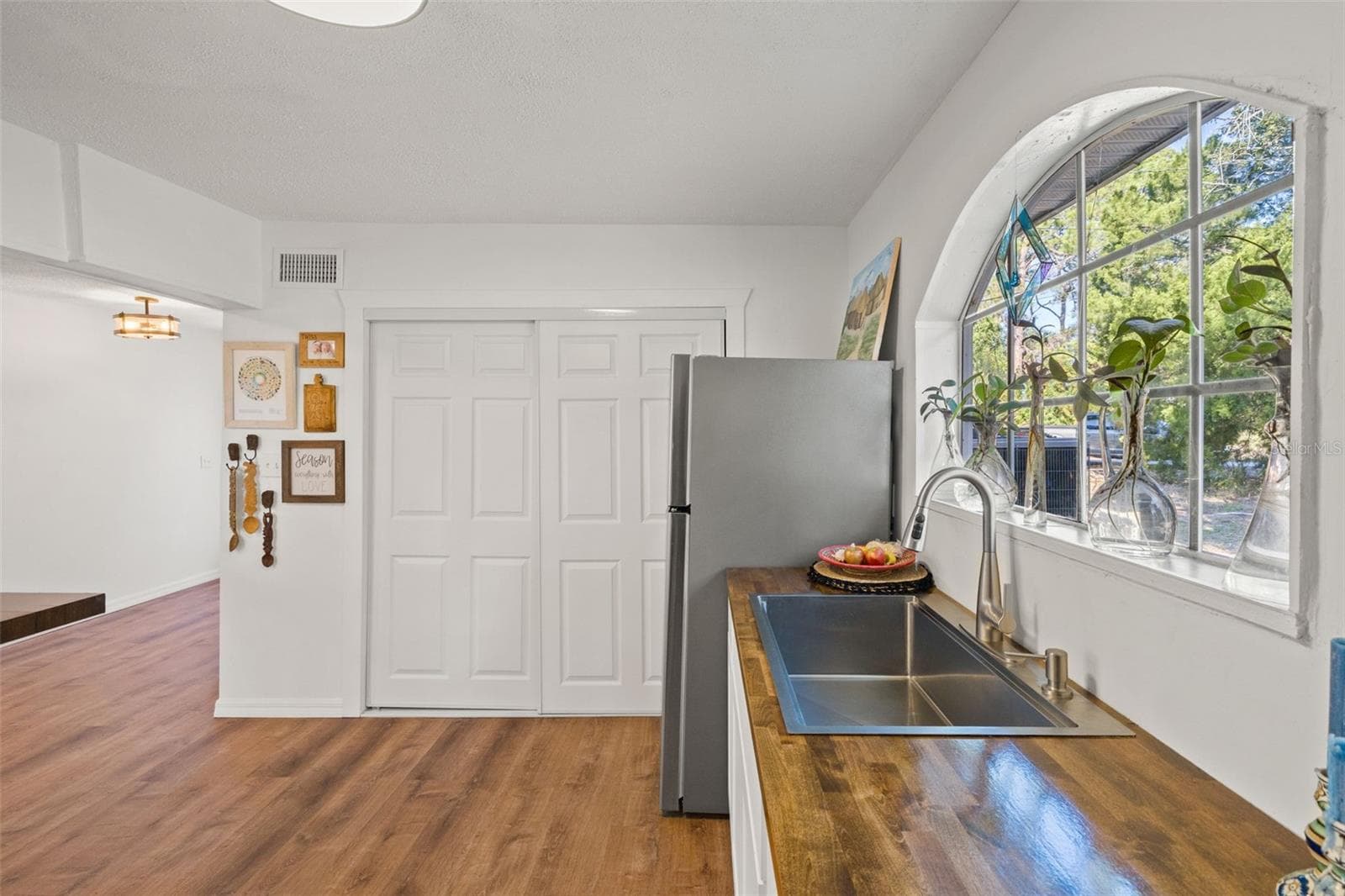 Single Family Residence at 1524 INDIAN BAY RD, HERNANDO BEACH, photo 10 of 48