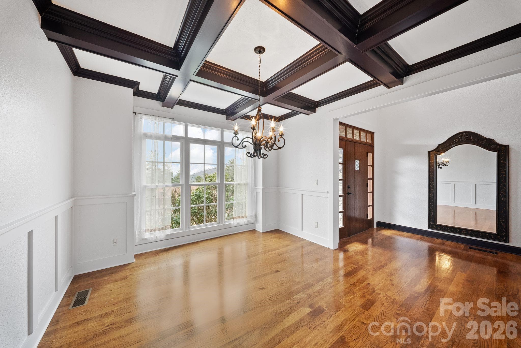 Single Family Residence at 19 Angler Trail, Asheville, photo 7 of 34