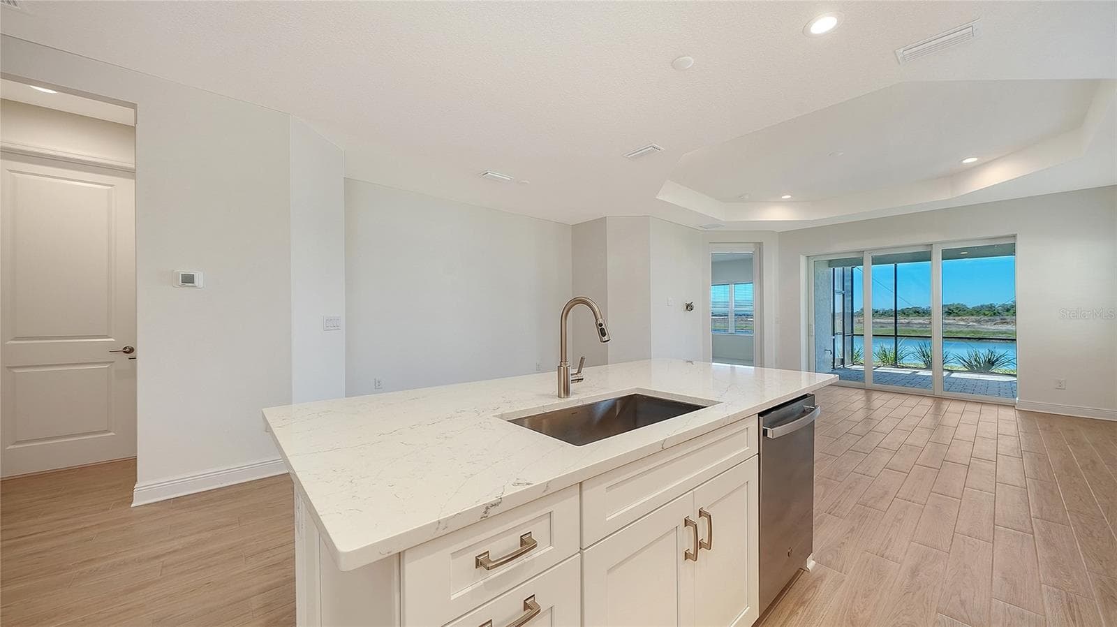 Villa at 2114 SYLVESTER PALM LN, BRADENTON, photo 16 of 51