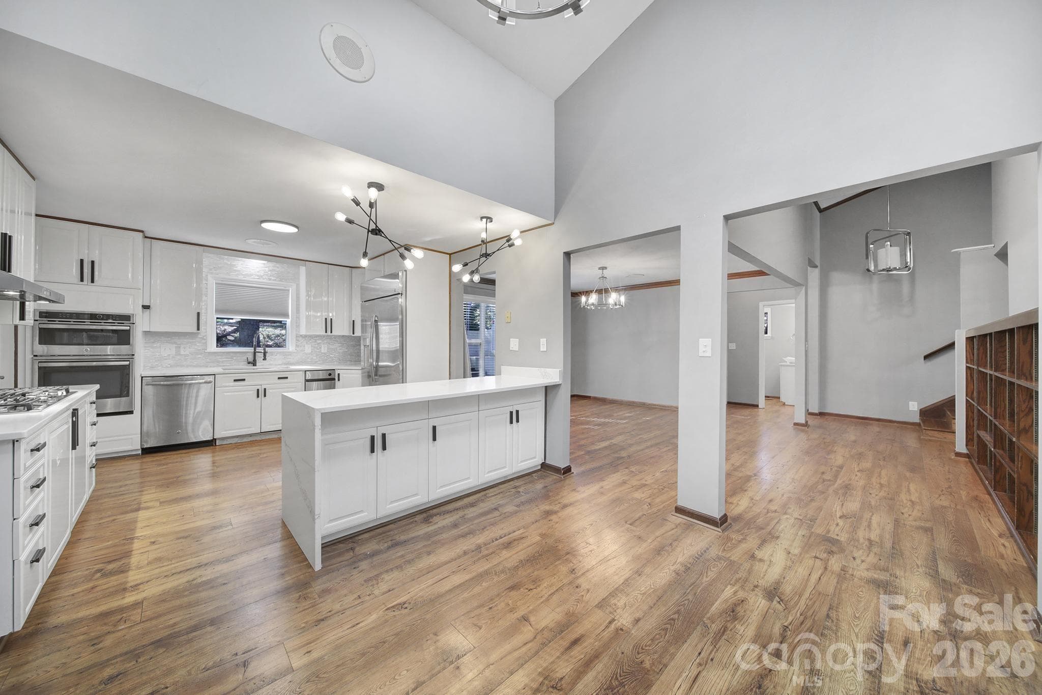 Single Family Residence at 7005 Tega Cay Drive, Tega Cay, photo 13 of 48