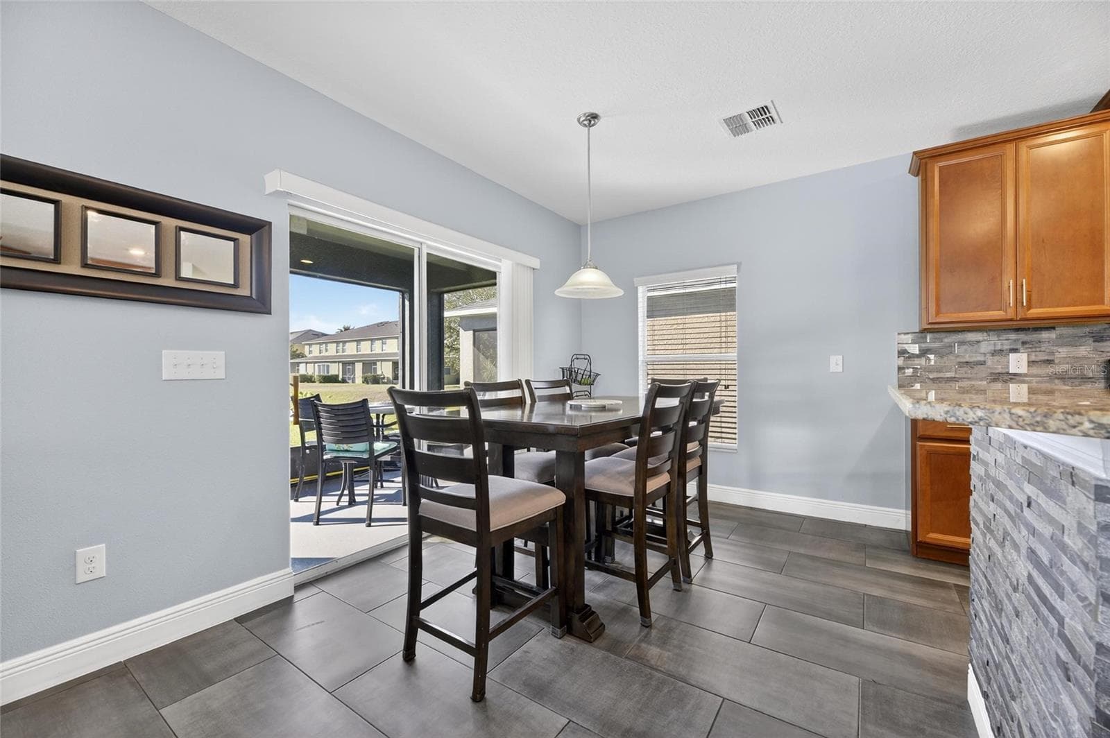 Single Family Residence at 1504 TRAILWATER ST, RUSKIN, photo 10 of 69