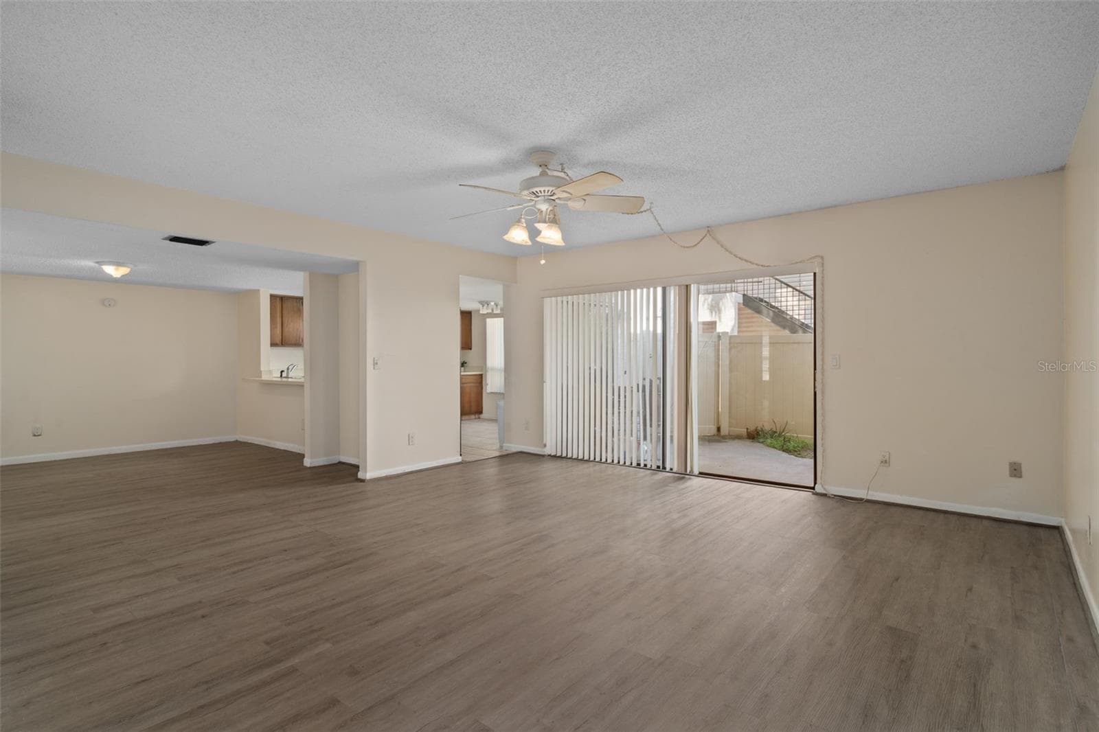 Condominium at 4821 PURITAN CIR #104, TAMPA, photo 6 of 34