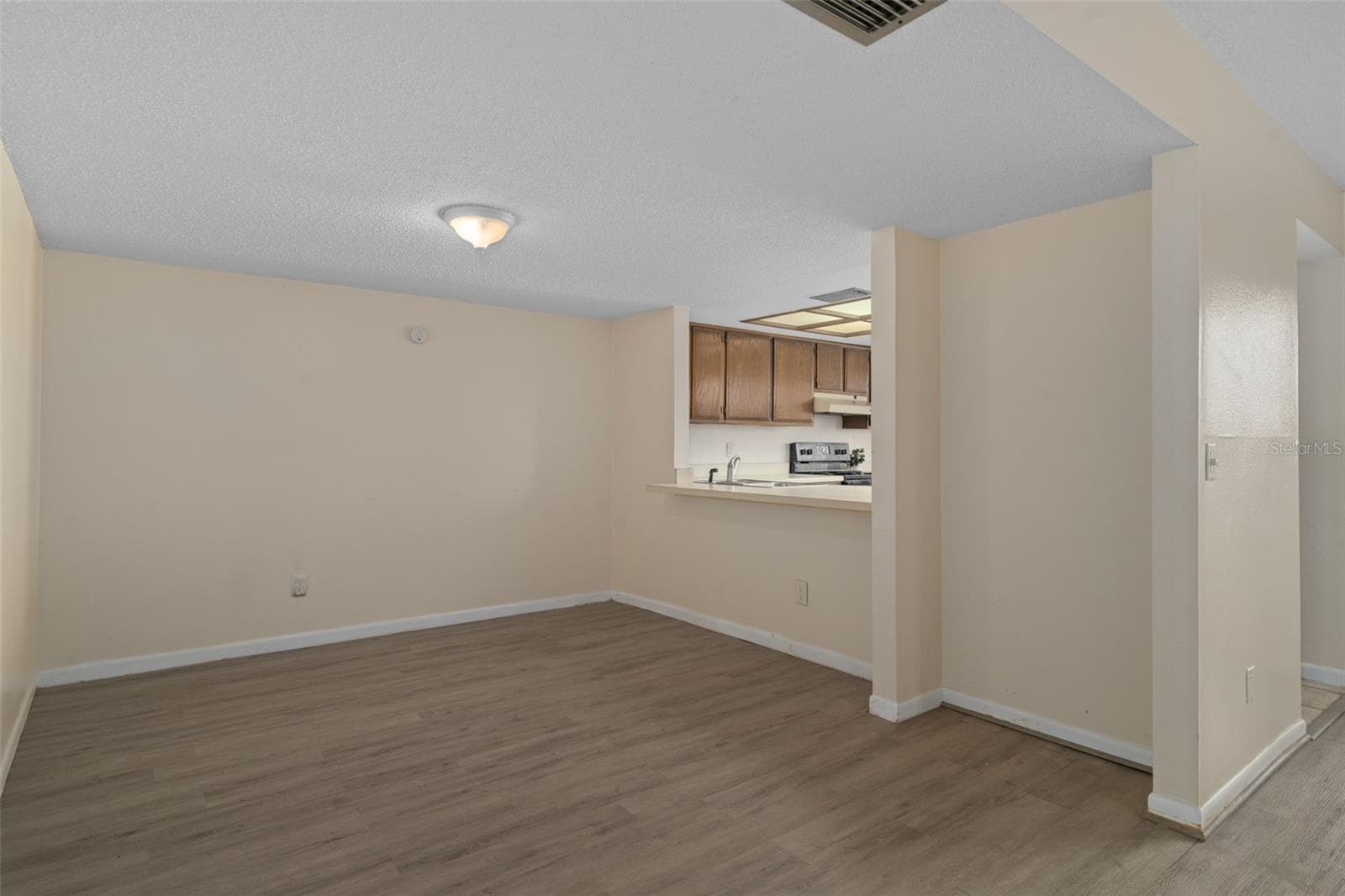Condominium at 4821 PURITAN CIR #104, TAMPA, photo 10 of 34