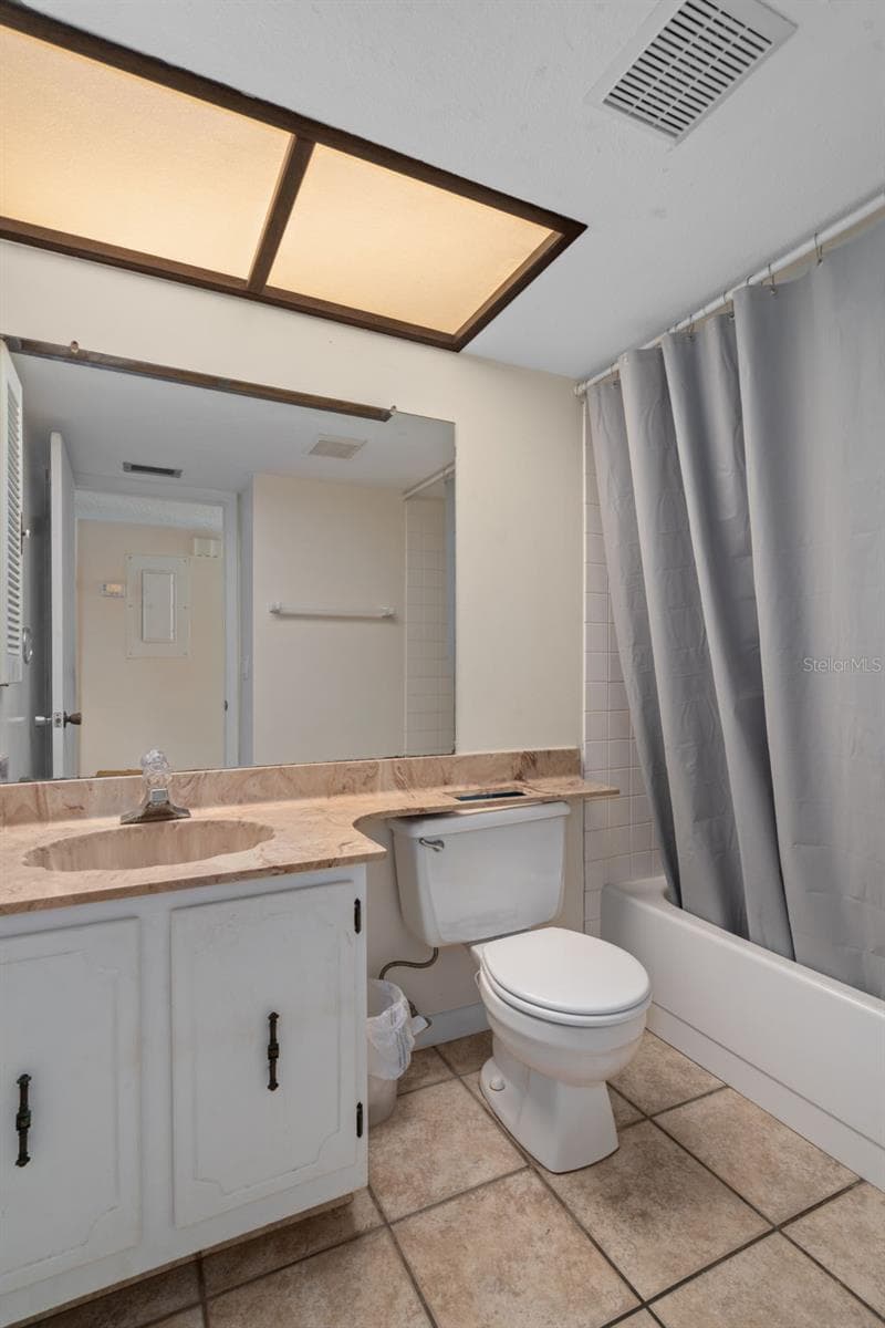 Condominium at 4821 PURITAN CIR #104, TAMPA, photo 29 of 34