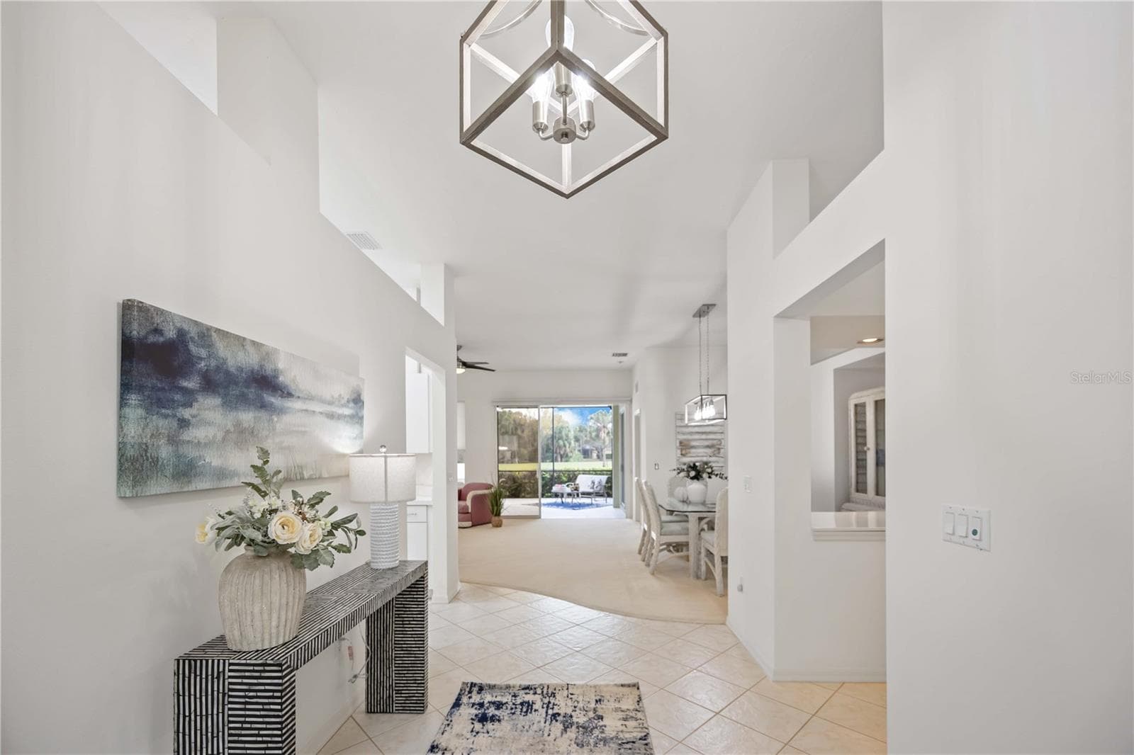 Foyer looking to the golf course - 547 FALLBROOK DR, VENICE