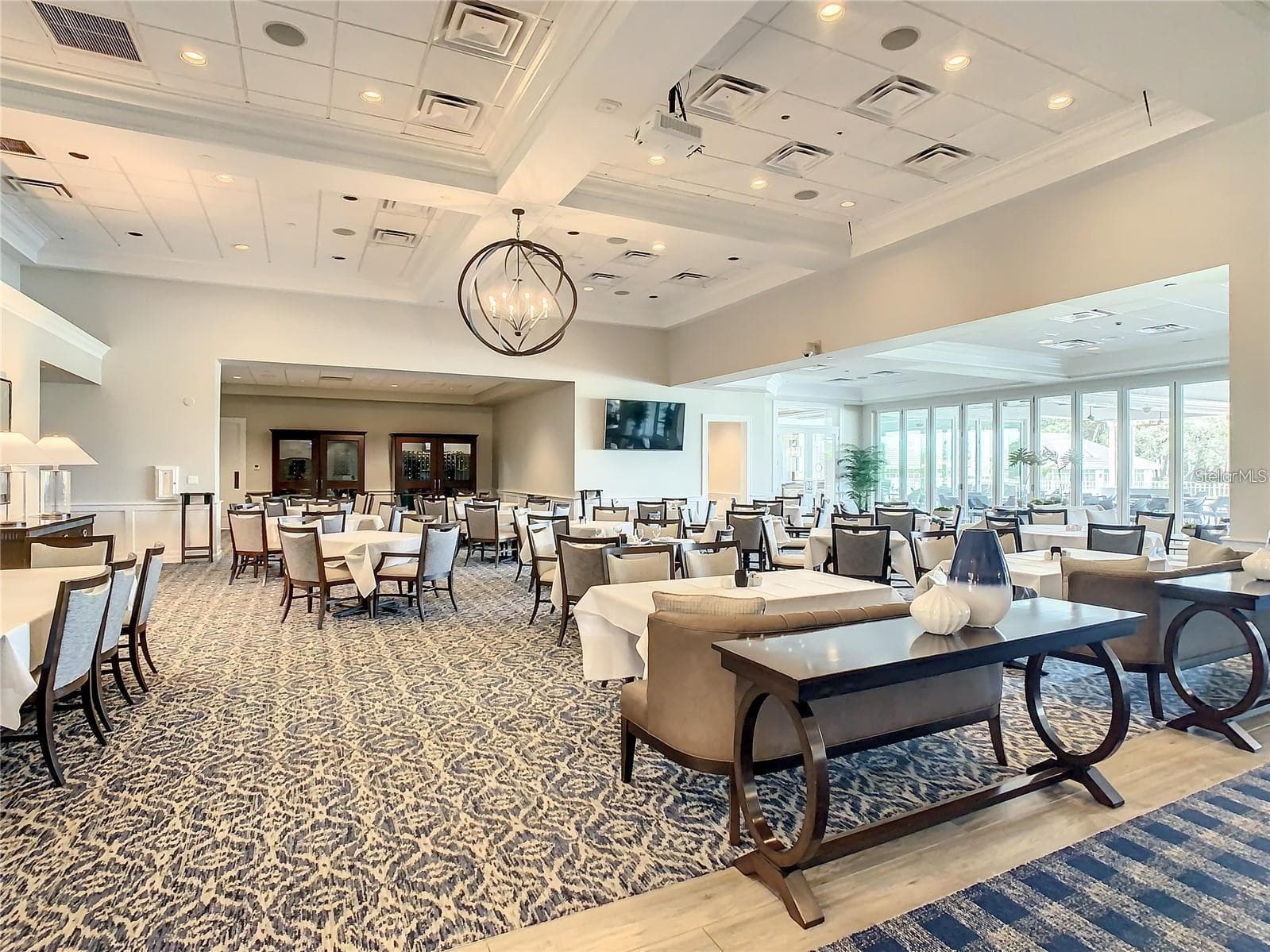Dining room at VGCC - 547 FALLBROOK DR, VENICE