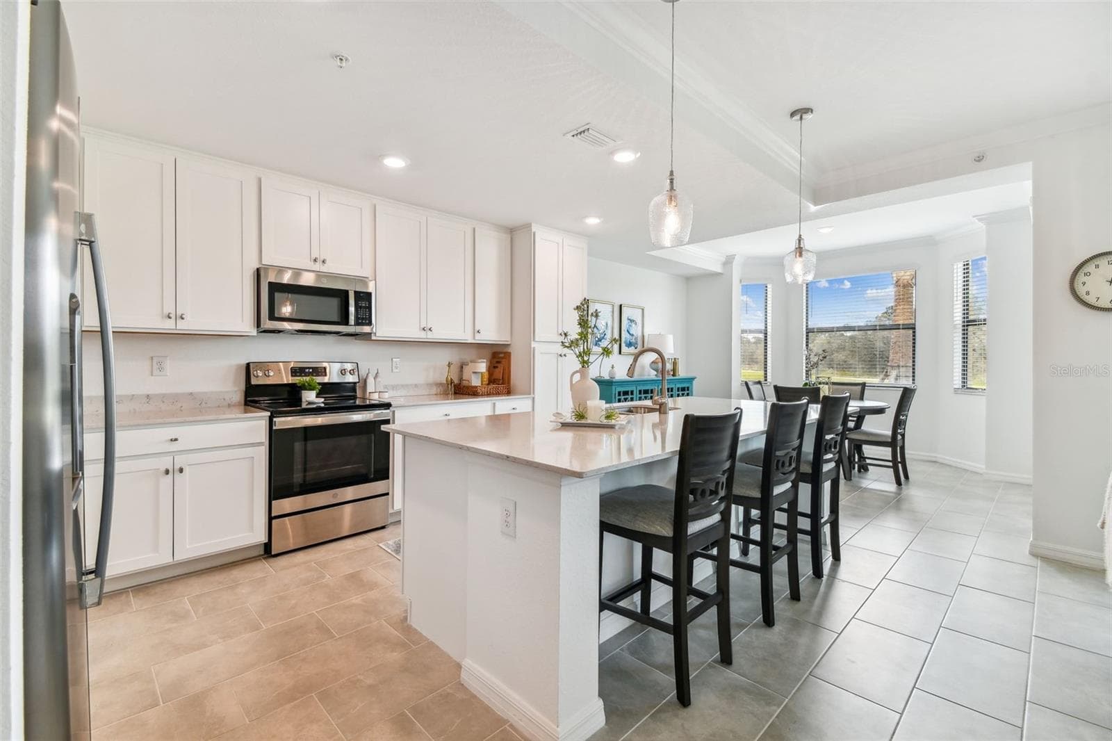 Condominium at 18114 GAWTHROP DR #106, BRADENTON, photo 2 of 63