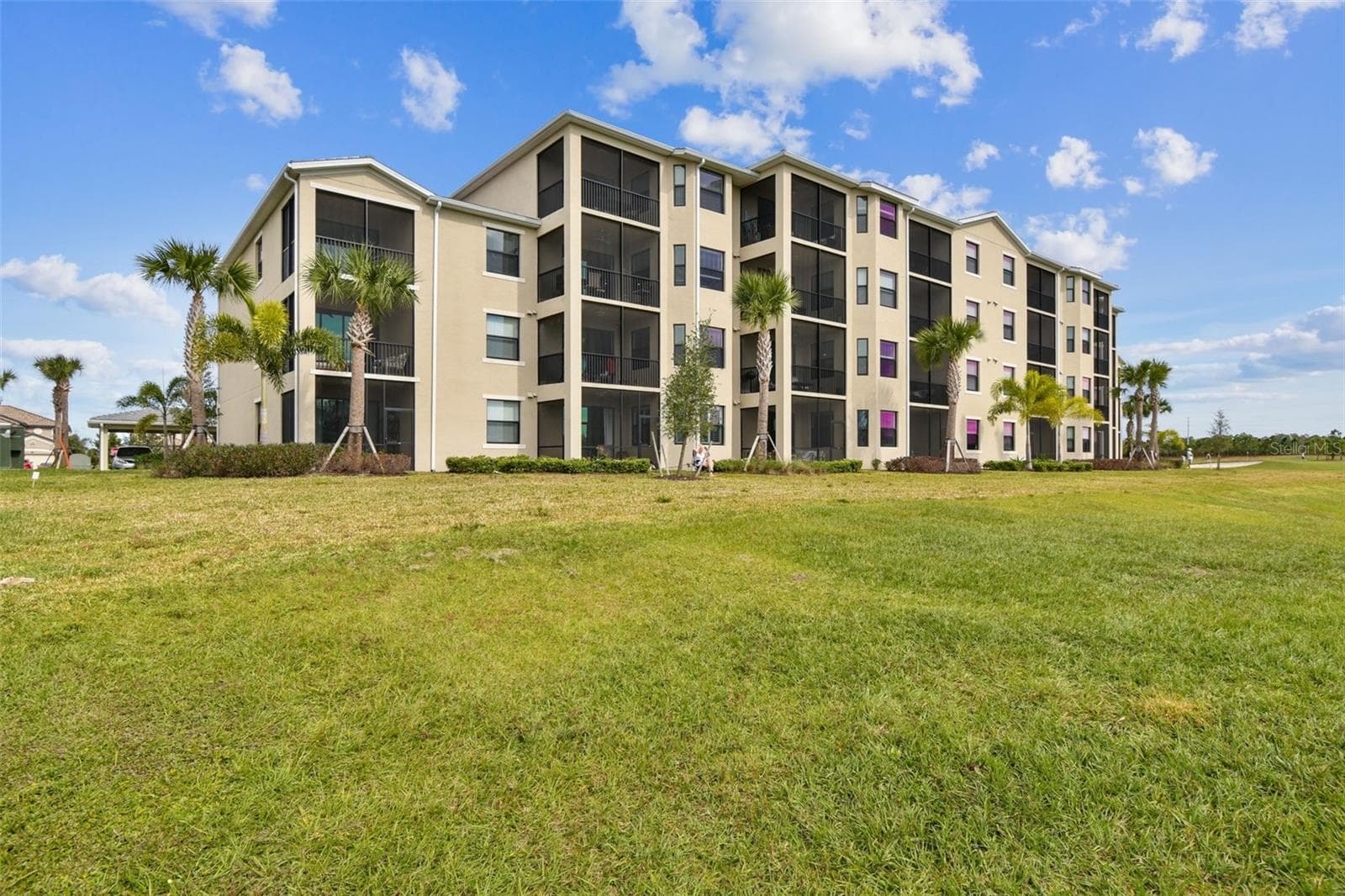 Condominium at 18114 GAWTHROP DR #106, BRADENTON, photo 33 of 63