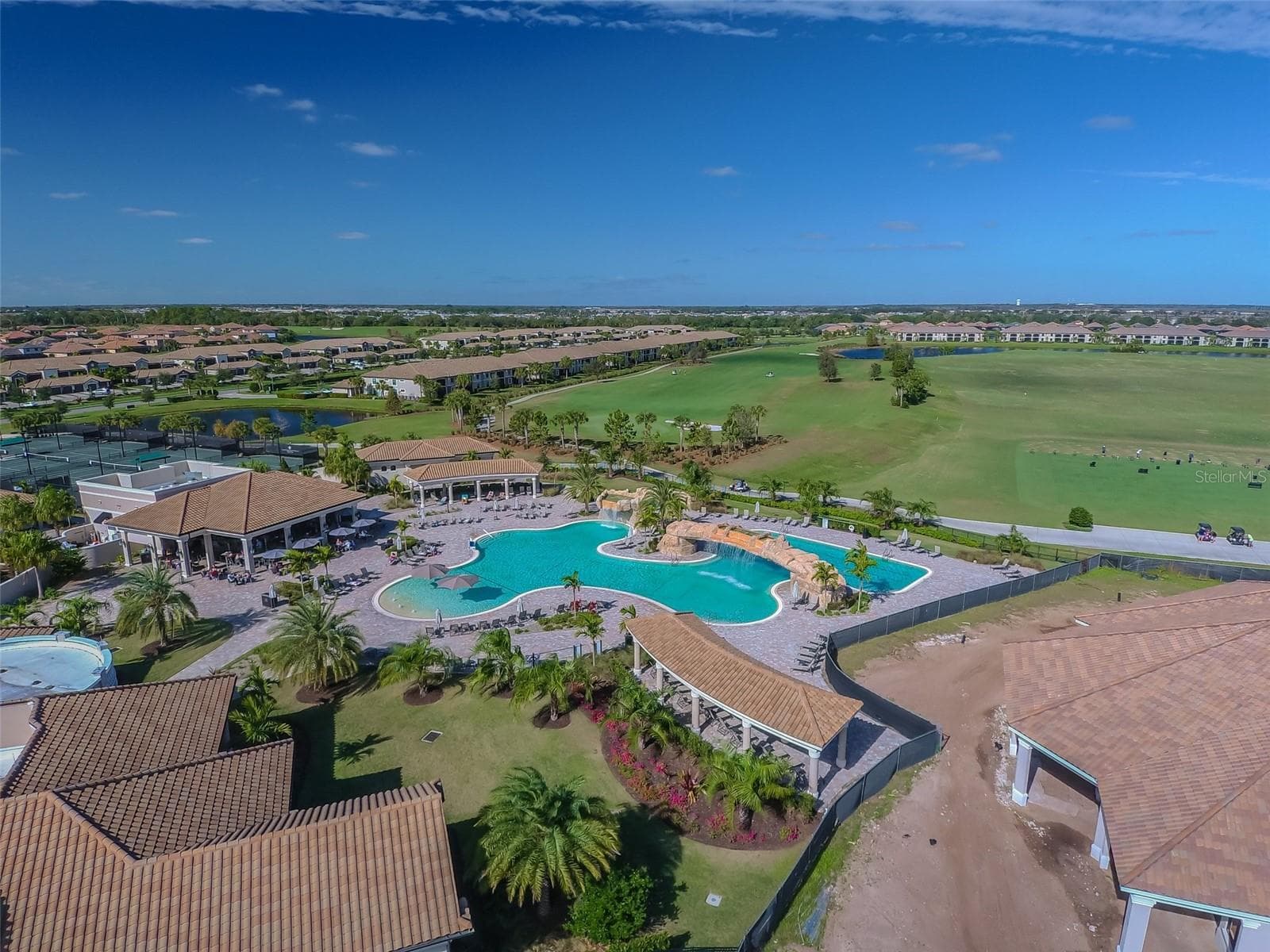 Condominium at 18114 GAWTHROP DR #106, BRADENTON, photo 40 of 63