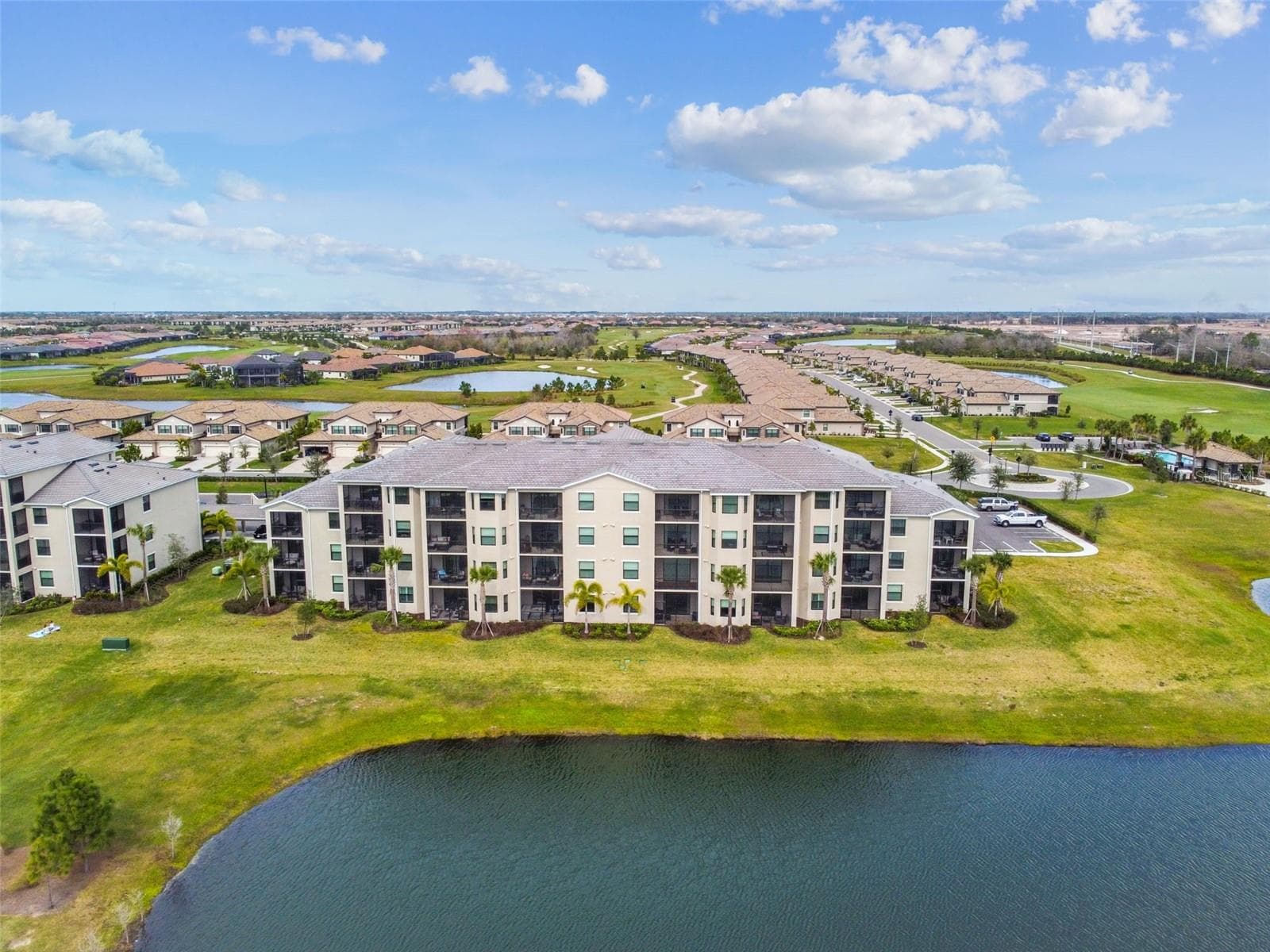 Condominium at 18114 GAWTHROP DR #106, BRADENTON, photo 57 of 63