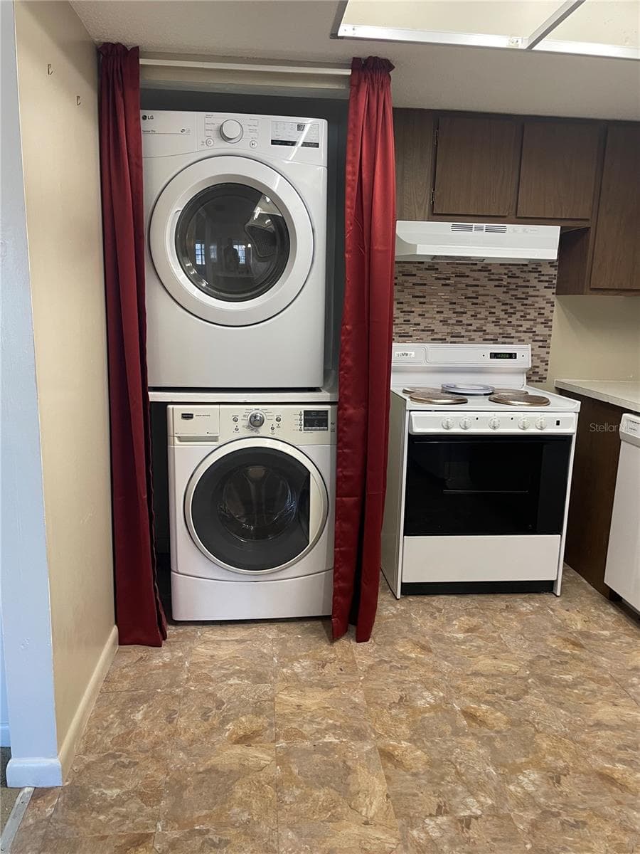Condominium at 596 BAHIA CIR #B, OCALA, photo 11 of 17
