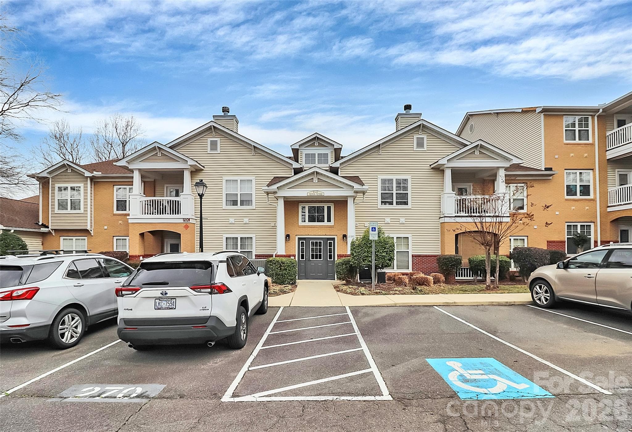 Condominium at Charlotte, photo 2 of 36
