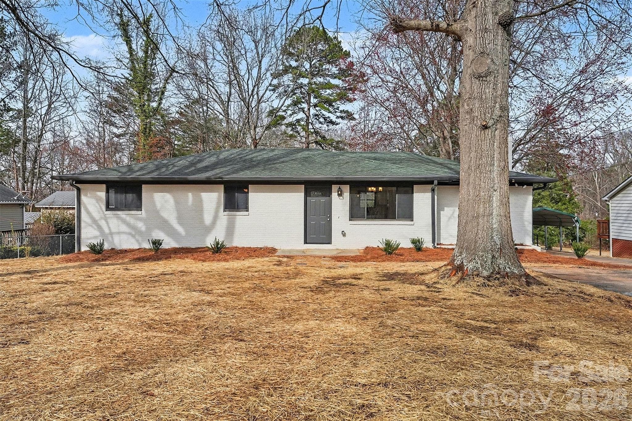 Single Family Residence at Kannapolis, photo 2 of 33
