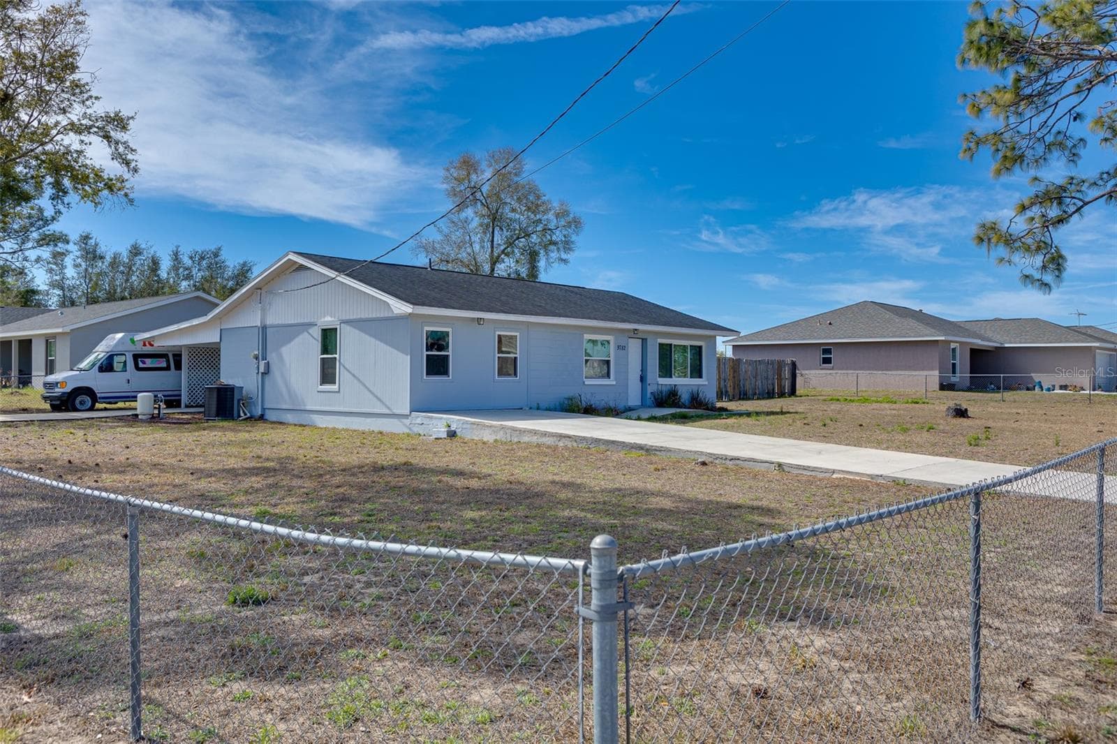 Single Family Residence at 9782 SE 157TH LN, SUMMERFIELD, photo 2 of 22