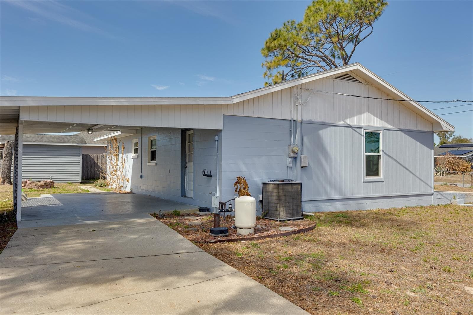 Single Family Residence at 9782 SE 157TH LN, SUMMERFIELD, photo 3 of 22