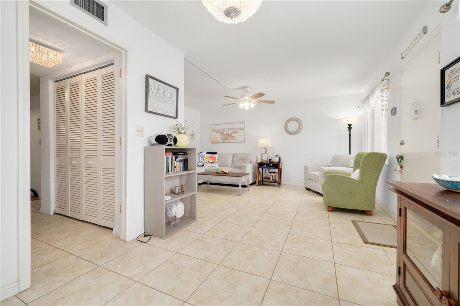 Condominium at 1001 77TH AVE N #112, ST PETERSBURG, photo 8 of 34