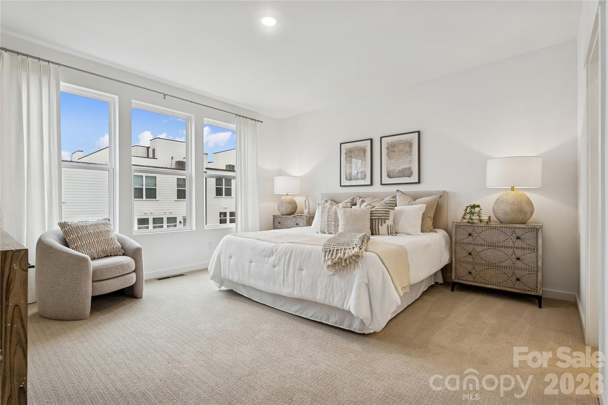 Townhouse at Charlotte, photo 6 of 12