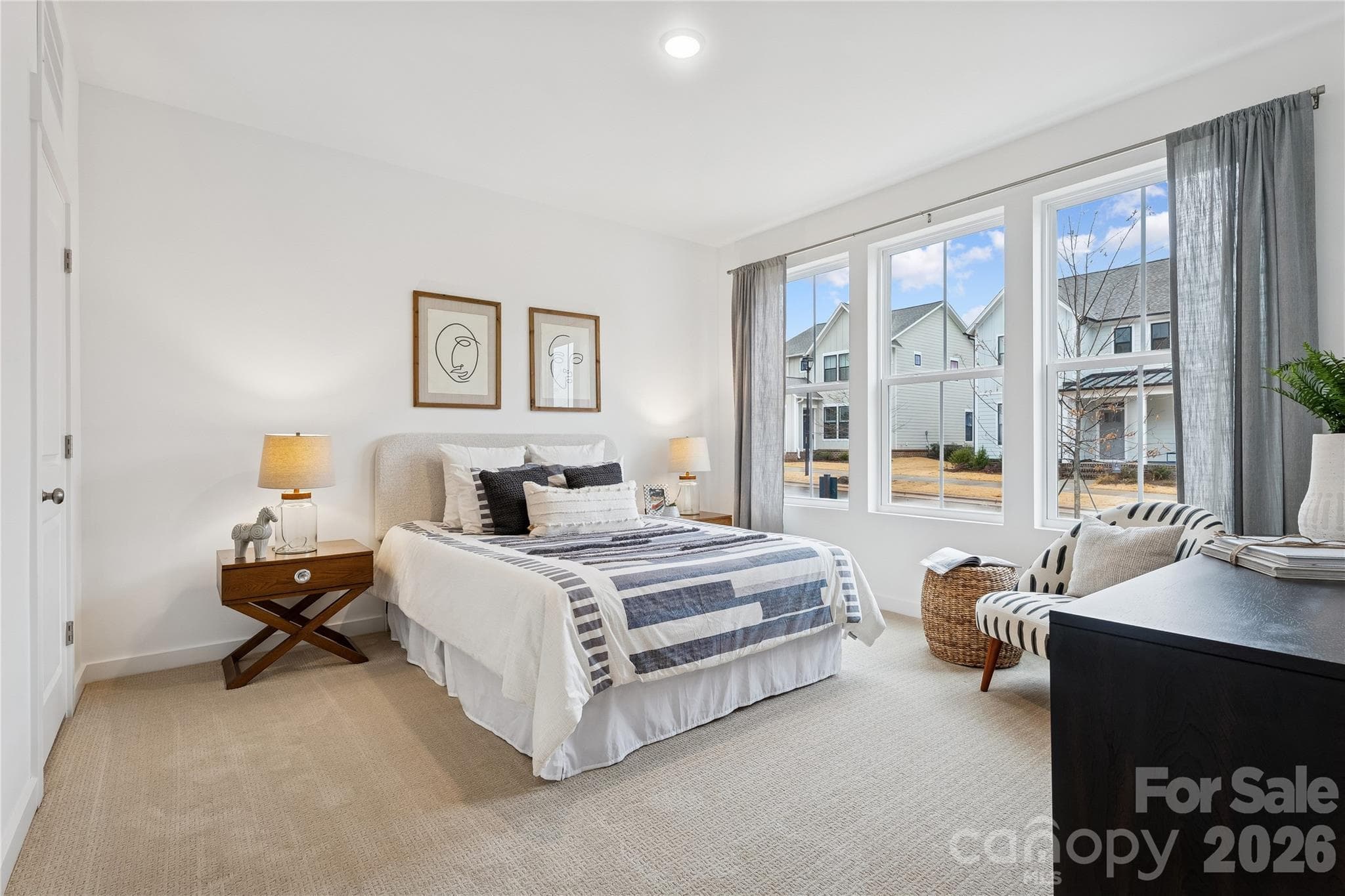 Townhouse at Charlotte, photo 8 of 12