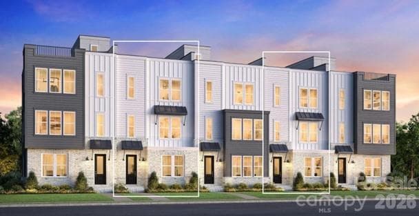 Townhouse at Charlotte, photo 12 of 12