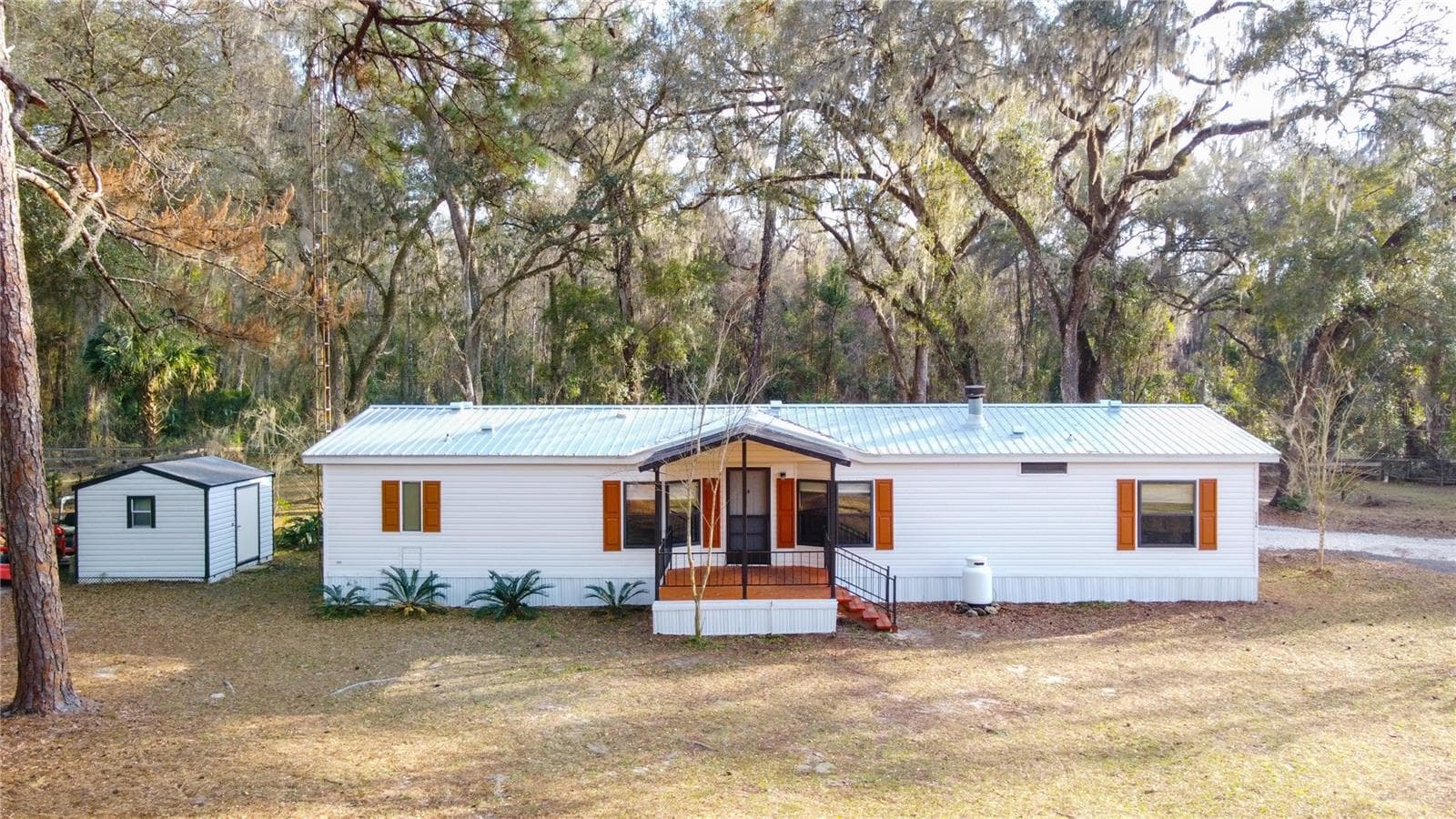 Manufactured Home at 1154 SE 95TH ST, OCALA, photo 2 of 96