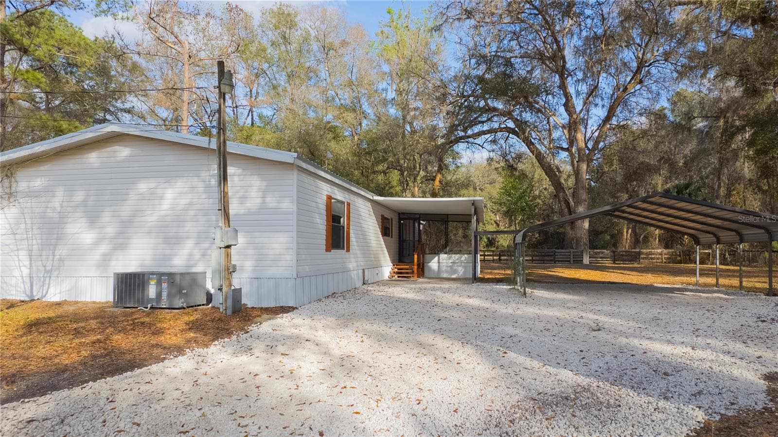 Manufactured Home at 1154 SE 95TH ST, OCALA, photo 11 of 96