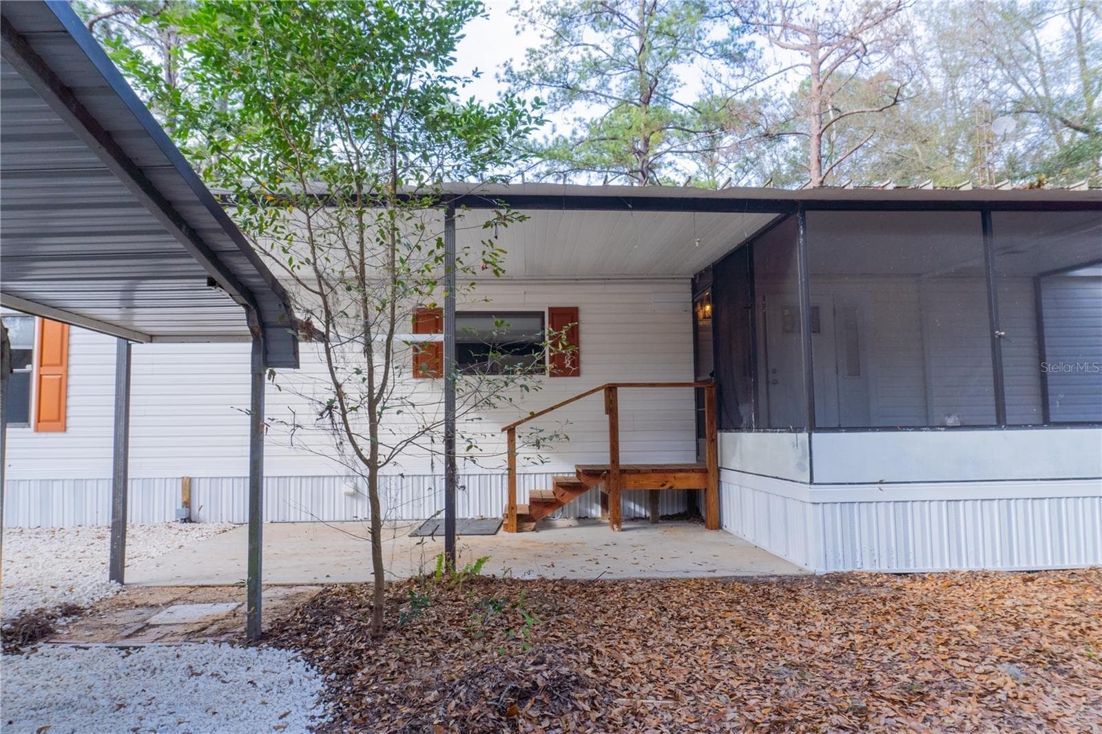 Manufactured Home at 1154 SE 95TH ST, OCALA, photo 13 of 96