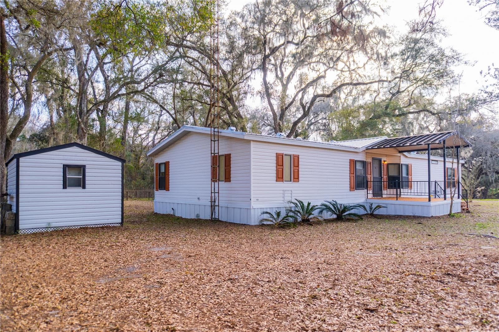 Manufactured Home at 1154 SE 95TH ST, OCALA, photo 14 of 96