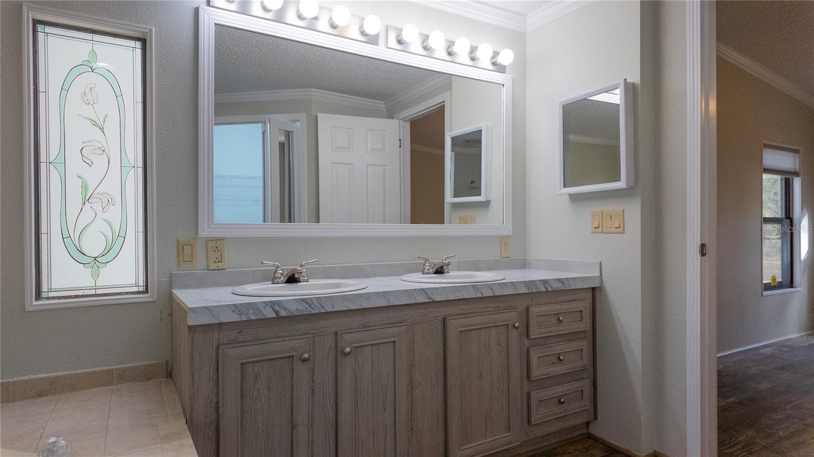 Manufactured Home at 1154 SE 95TH ST, OCALA, photo 34 of 96