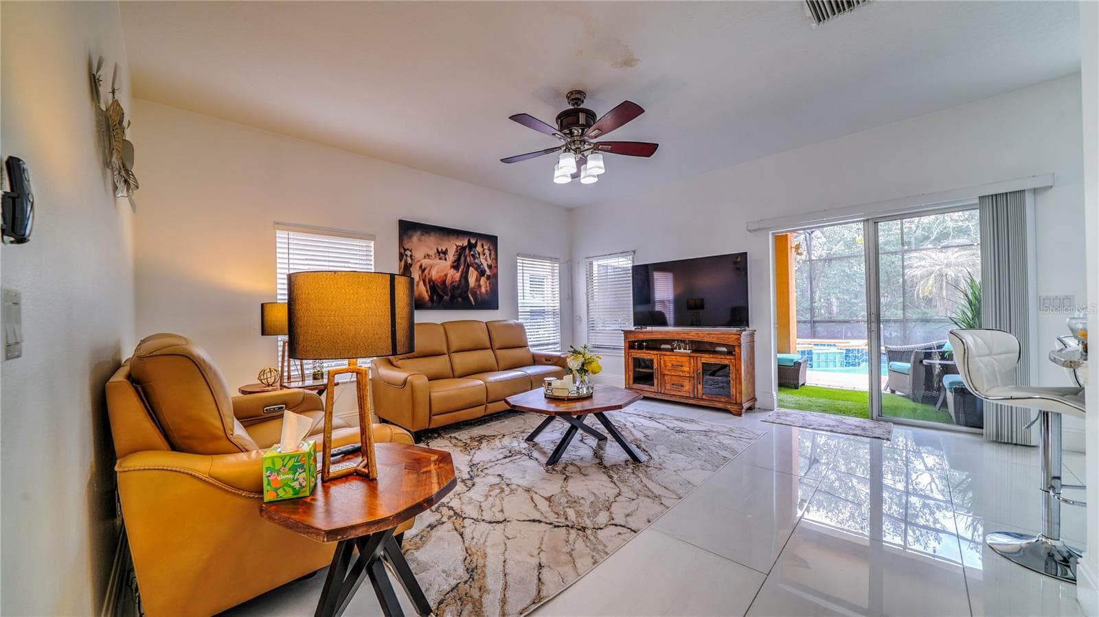 Single Family Residence at 6956 LUCCA ST, ORLANDO, photo 4 of 37