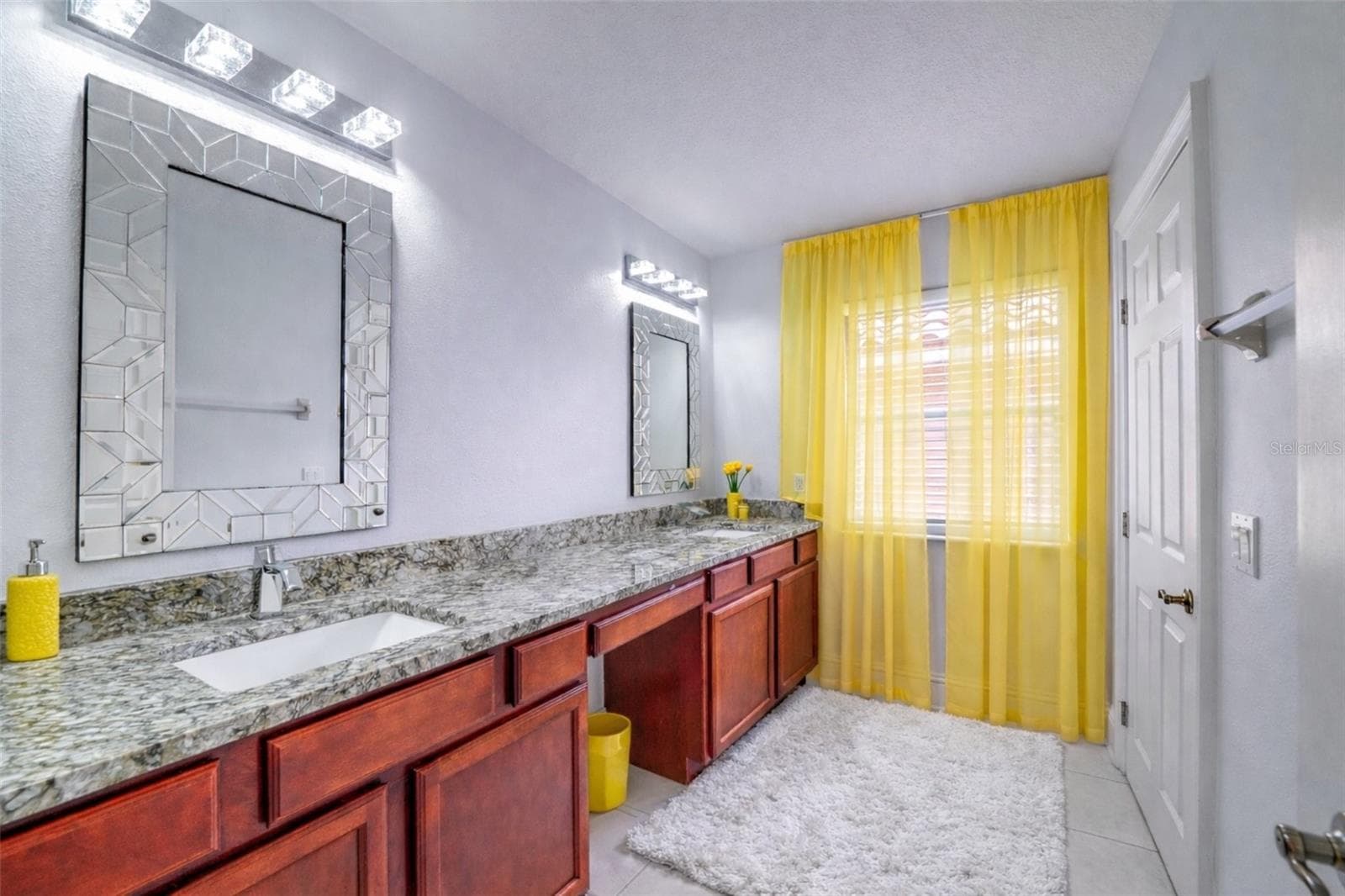 Family Bathroom second Floor - 6956 LUCCA ST, ORLANDO
