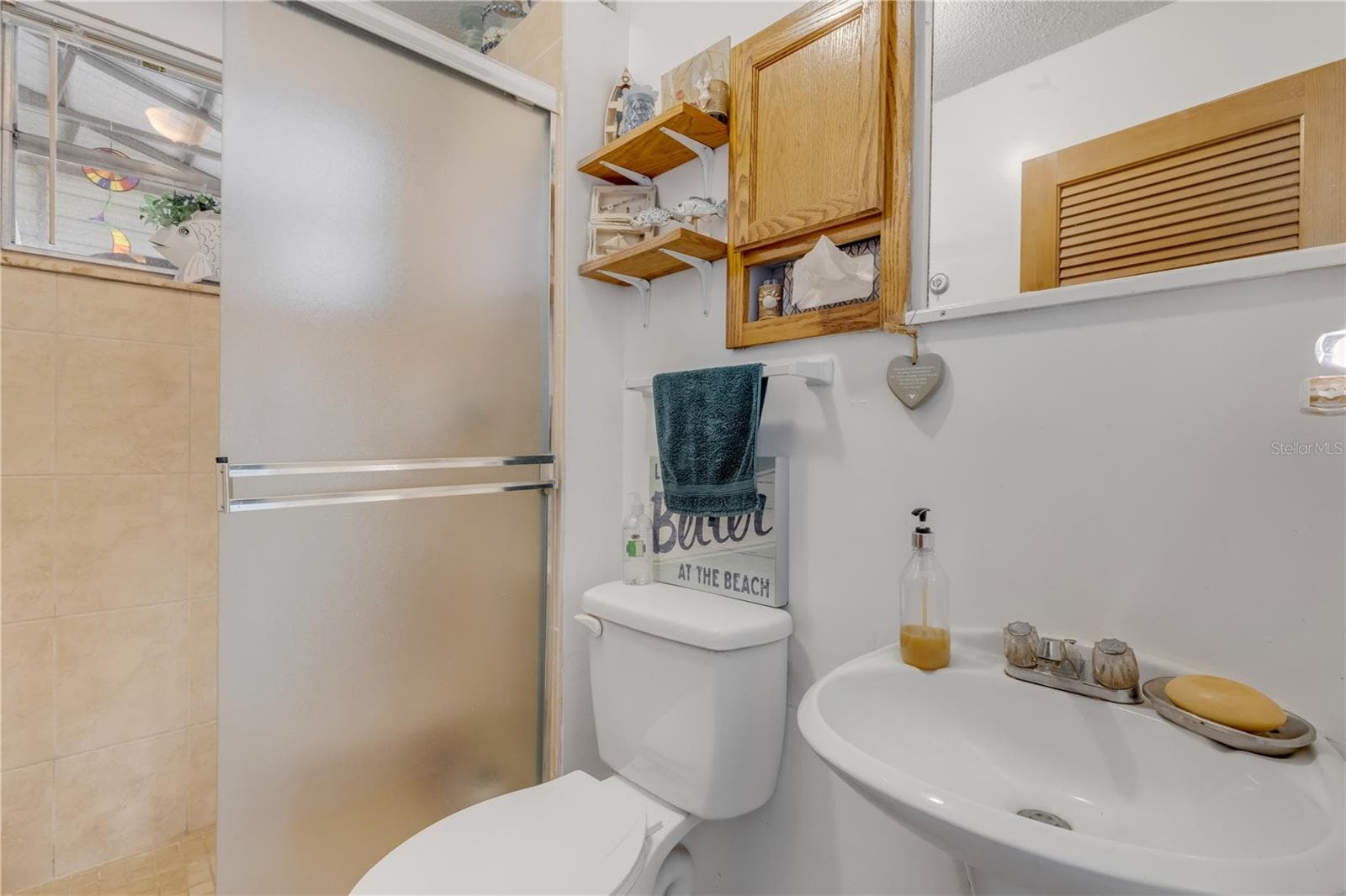 Master Bath - 201 GARY AVE, OAK HILL
