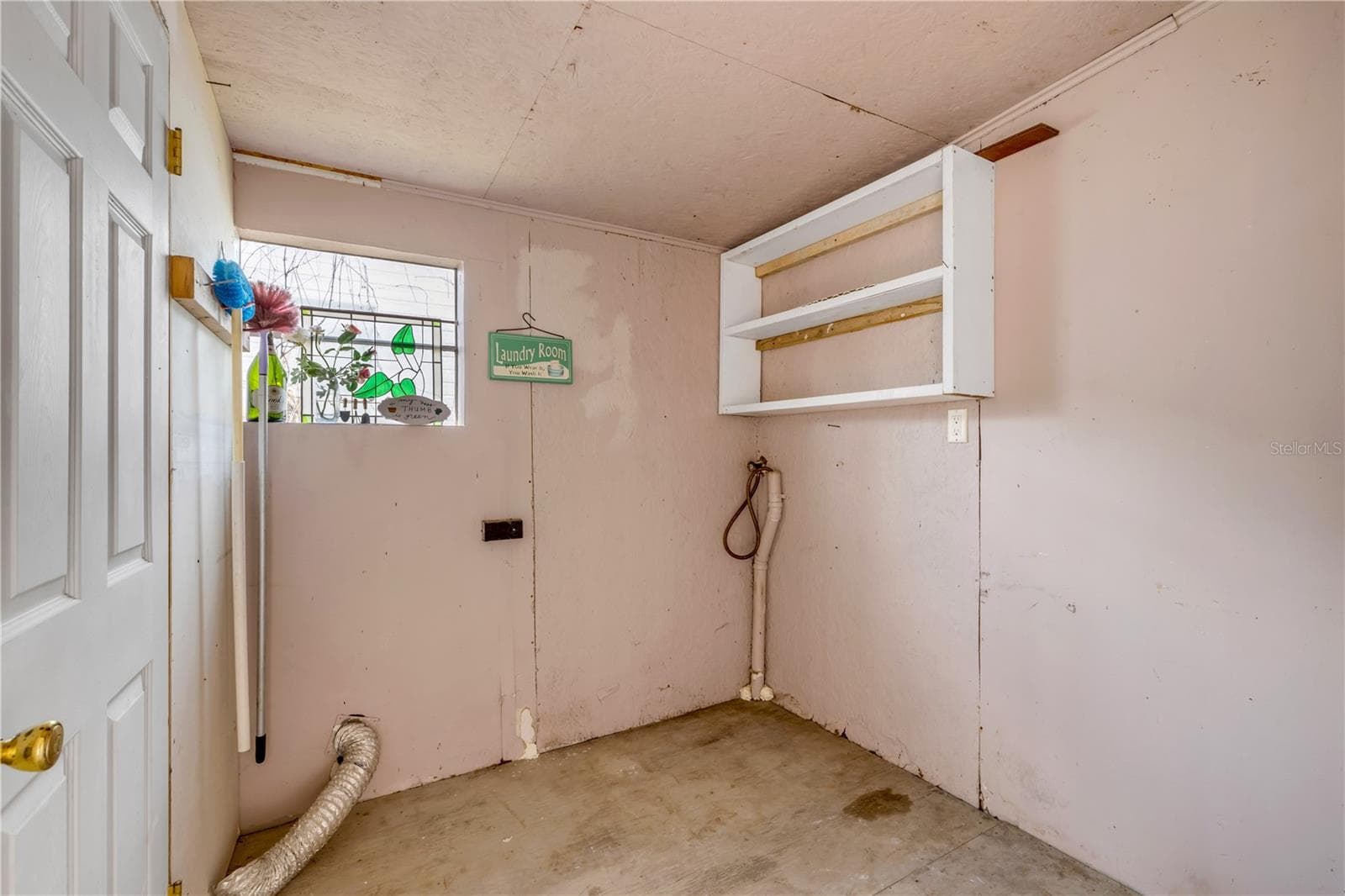 Laundry Room - 201 GARY AVE, OAK HILL