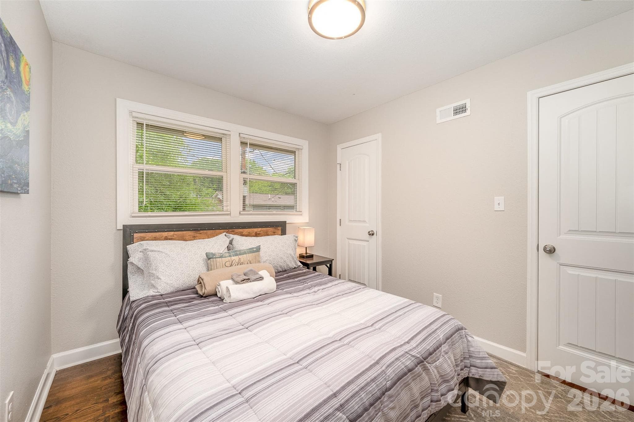 Condominium at 1512 Seigle Avenue, Charlotte, photo 10 of 13