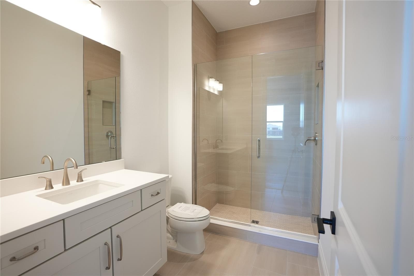 True Picture - 9760 LAUREL BERRY DR, ORLANDO